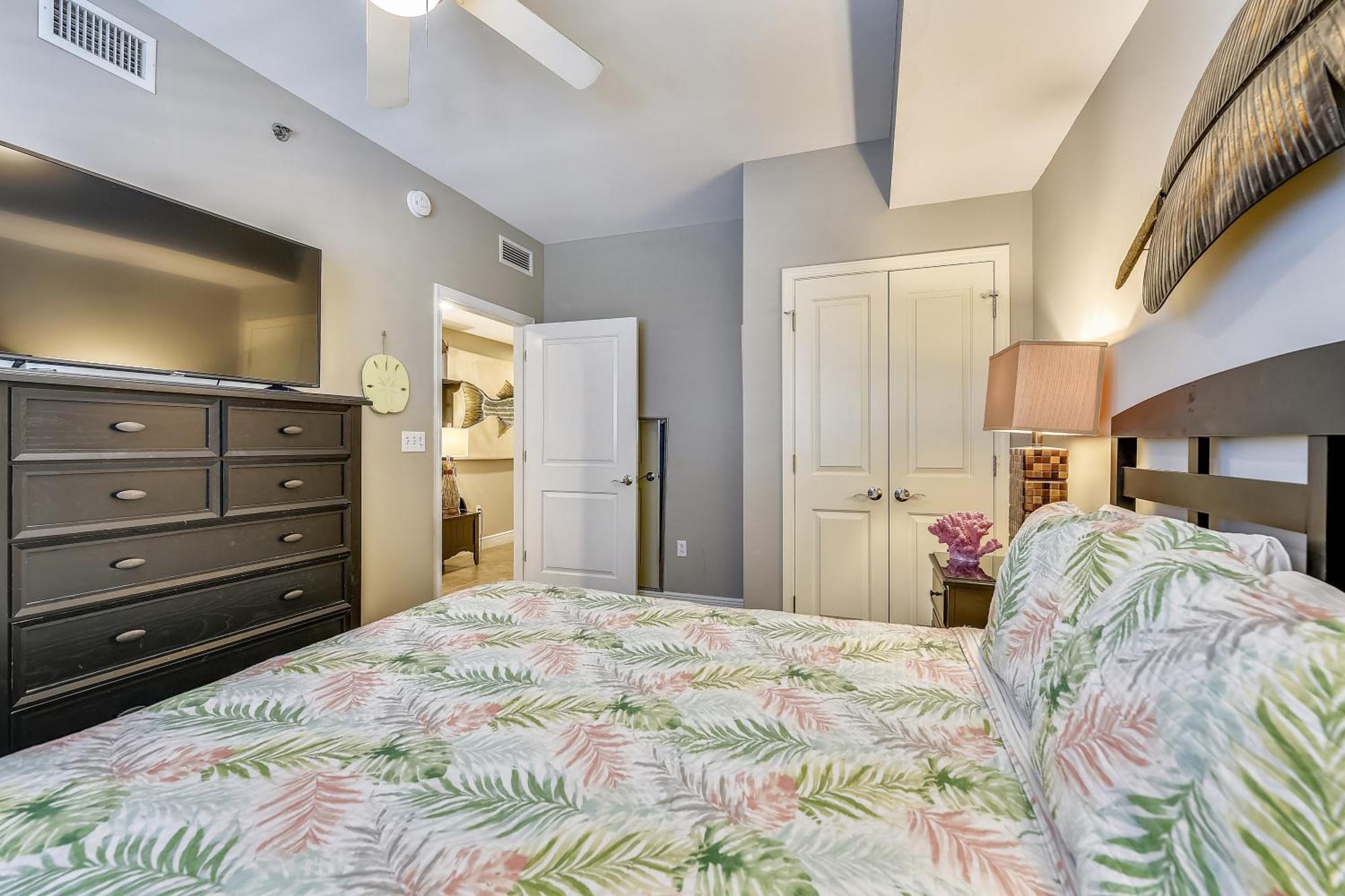 Sterling Breeze #1702 By Book That Condo Panama City Beach Værelse billede